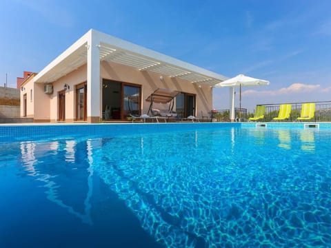 Villa Longfield mit privaten Pool und Sauna