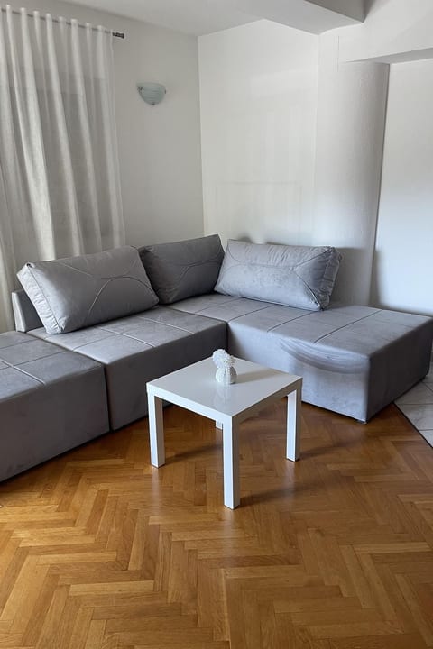 Kinderfreundliches Appartement mit Garten