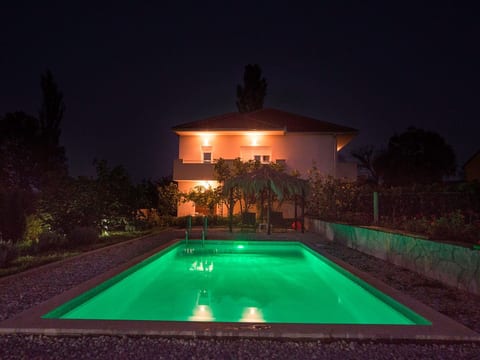 Villa "Sonnenblume" mit eigenem Garten und Grill