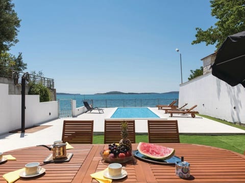 Villa Felicita für 12 Personen in Zaboric