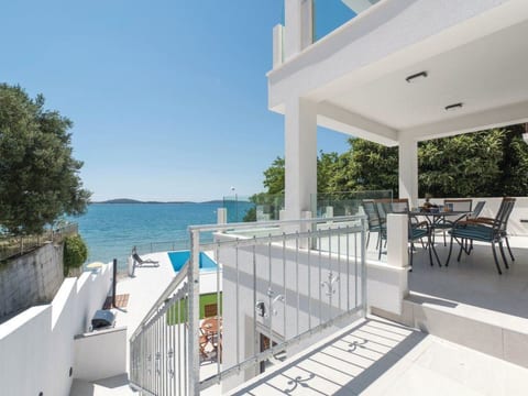Villa Felicita für 12 Personen in Zaboric