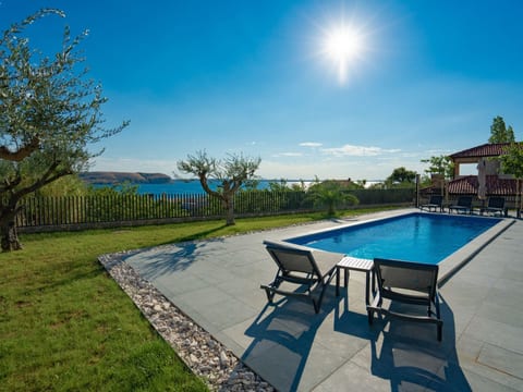 Strandnahe Villa Kara Sevda für 10 Personen