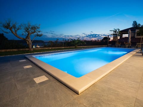 Strandnahe Villa Kara Sevda für 10 Personen