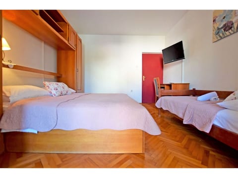 Apartments and Room Adriana - Unit 370761-13