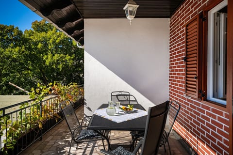 Apartments and Room Adriana - Unit 370762-13