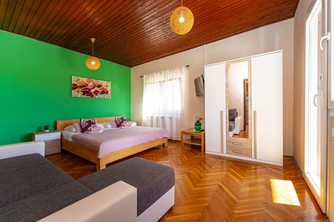 Apartments and Room Adriana - Unit 370762-13