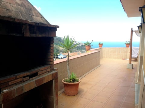 Deluxe Familiensuite mit 2 Schlafzimmern und Meerblick