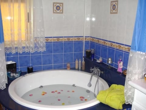 mit Jacuzzi