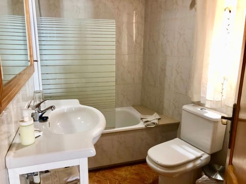 Superior 1-Zimmer-Wohnung mit Terrasse und Meerblick