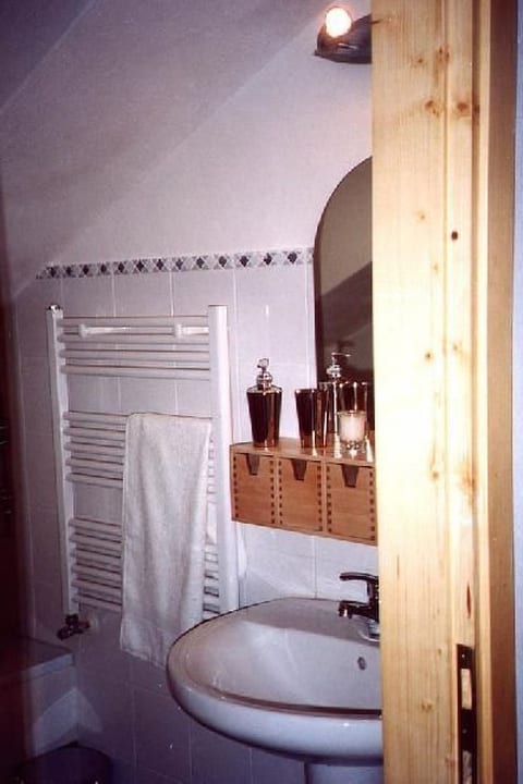 Zweijährige Terrassenwohnung