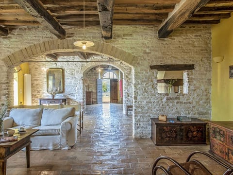 Ferienvilla 'Checello' mit privatem Pool