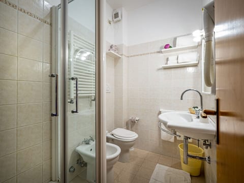Nette Wohnung in Principina A Mare mit Terrasse und Garten