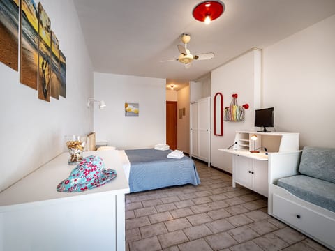 Nette Wohnung in Principina A Mare mit Terrasse und Garten
