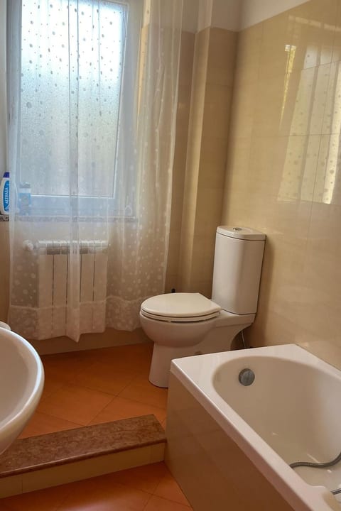 Anwesen "Casa Malù" mit Blick aufs Wasser