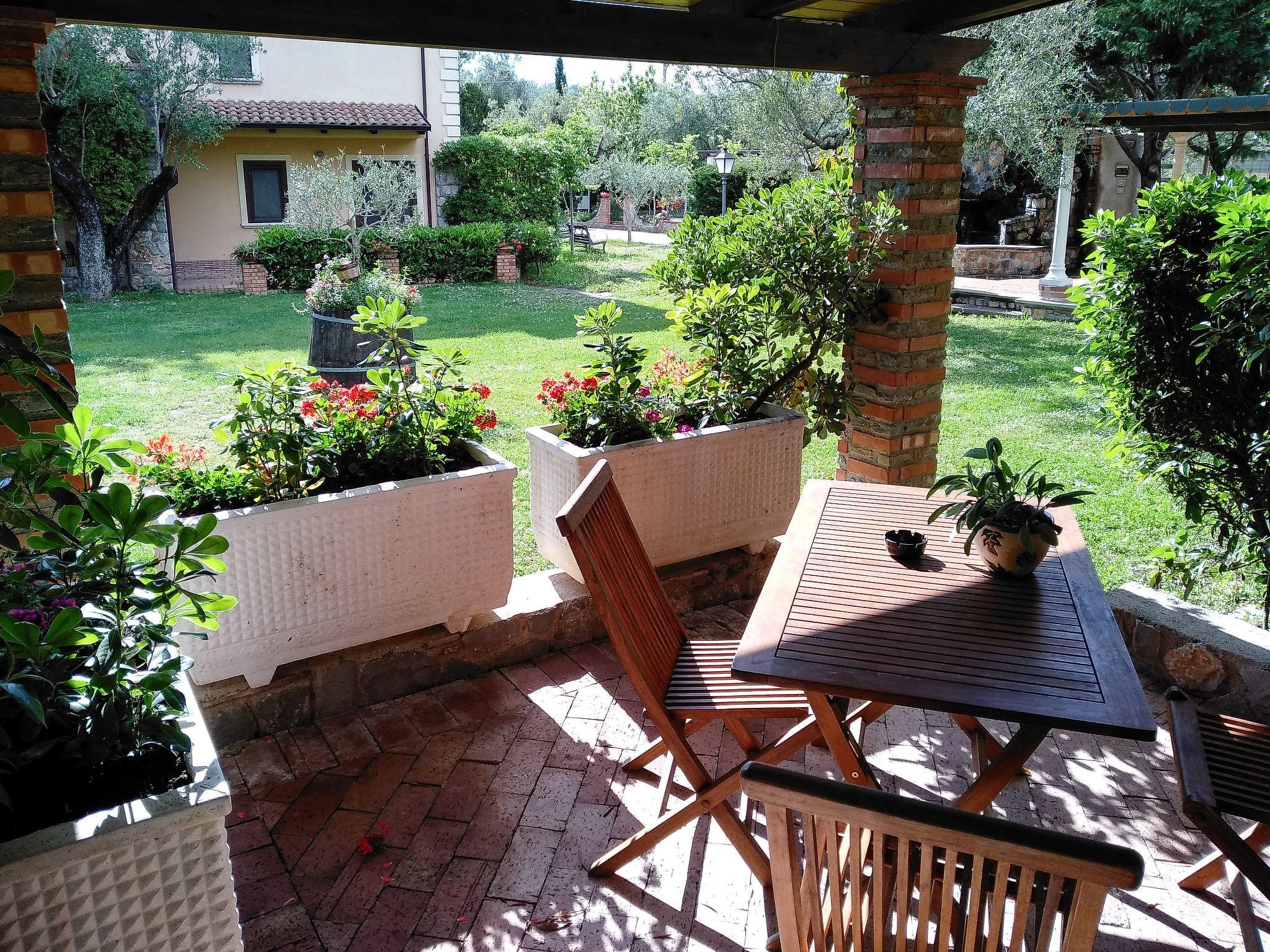 Appartement in Centola mit Grill, Terrasse und Garten