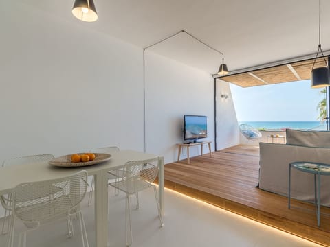 Charmante Wohnung in Donnalucata mit Möblierter Terrasse