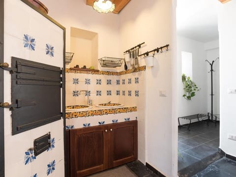 Agamennone, Wohnung 20 Meter vom Meer entfernt mit einer möblierten Terrasse.