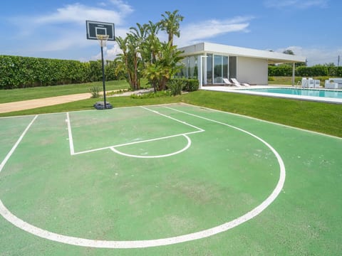 Tolles Ferienhaus in Cerasella mit Großem Garten
