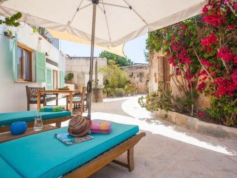 Casa Flor de Salines