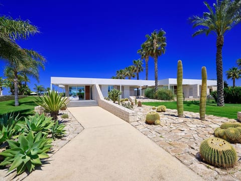 Anthea, Villa mit Pool und Fußball-Tennisplatz nur wenige Kilometer vom Strand