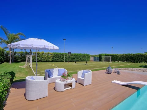 Anthea, Villa mit Pool und Fußball-Tennisplatz nur wenige Kilometer vom Strand