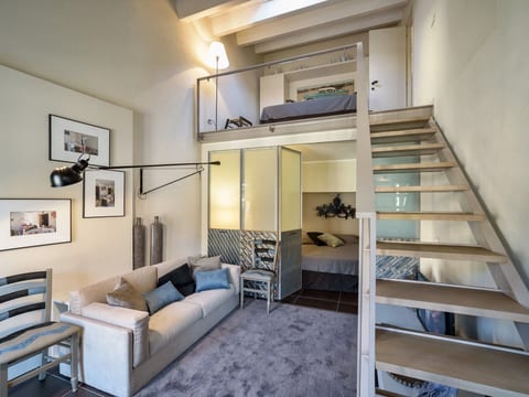 Aristoteles, Wohnung mit Blick in die Nähe des Zentrums von Scicli