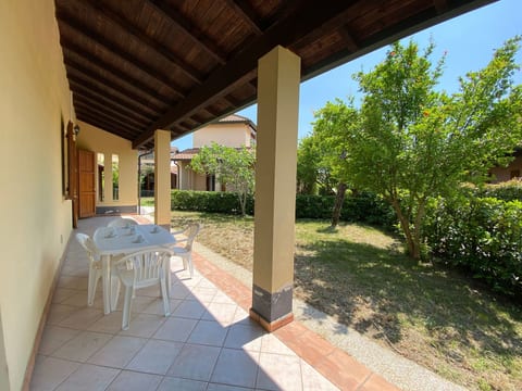 VILLA TAHAA