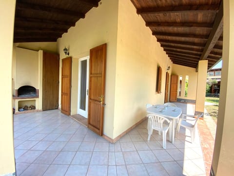 VILLA TAHAA