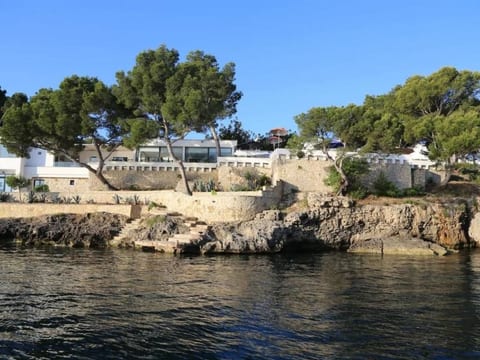 "Casa Blau Villa"