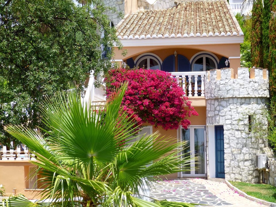 mit Blick auf das Wasser - Mijas
