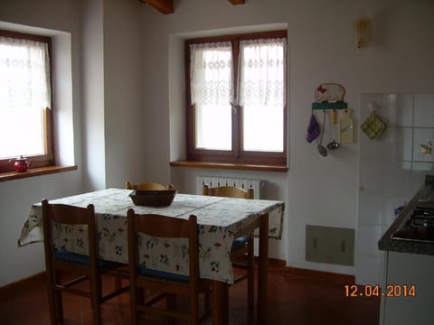 APARTMENT LAURA