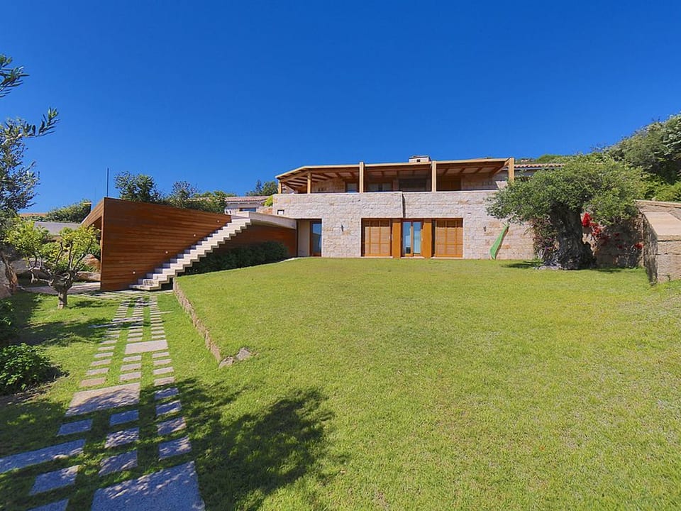 Villa Bonnie, Meerblick, Schwimmbad mit Jacuzzi - Agrustos
