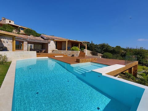 Villa Bonnie, Meerblick, Schwimmbad mit Jacuzzi
