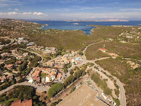 Apt. Cervo Marina SA, mit Eigentumswohnungen und Schwimmbad