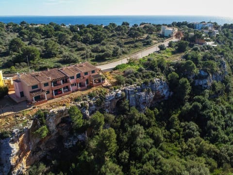THE TORRENT'S OBSERVER HOLIDAY HOME ( CALA PI ) Smart TV ( Netflix ) Air Condit