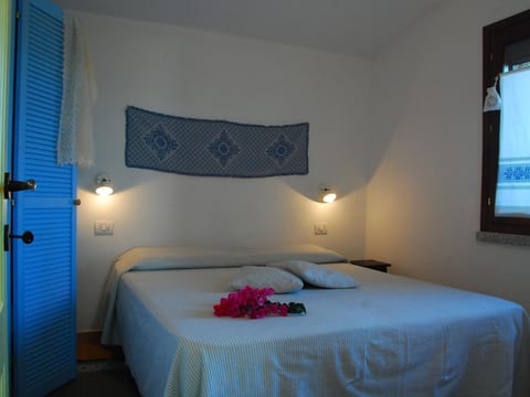 Haus in Torre Dei Corsari mit Privatparkplatz