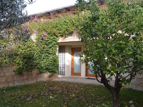 Villa Luca, mit teilweisem Meerblick und Swimmingpool