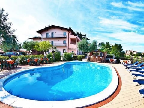 Wohnung in Solarolo mit privatem Parkplatz