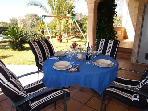 Finca mit Garten, Grill und Terrasse