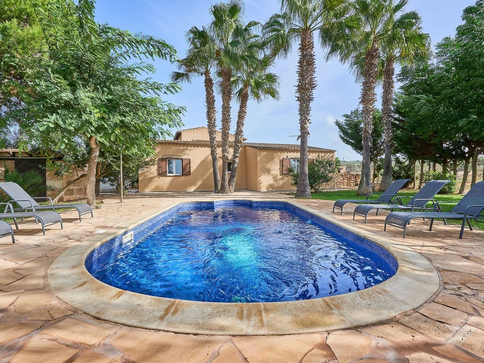 Villa rústica con piscina privada - Ses Salines
