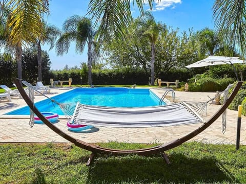 in Castelvetrano mit Gepflegtem Garten