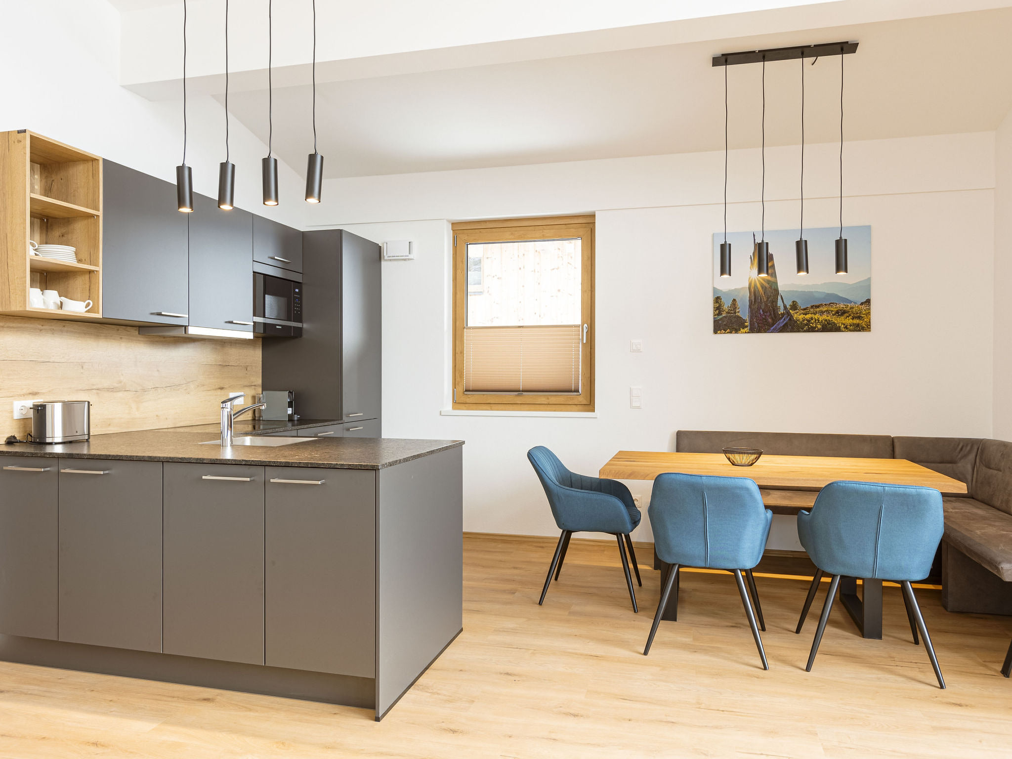 Kitchen / Dining Room