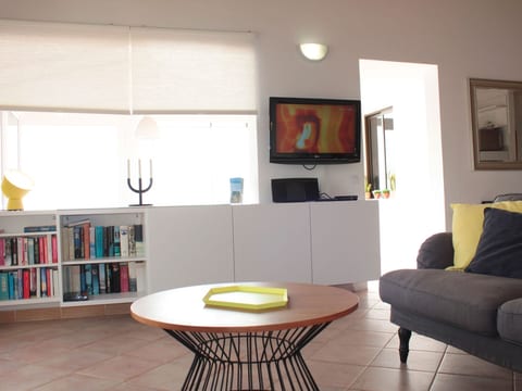 Großes modernes Ferienapartment Villa Atlantico