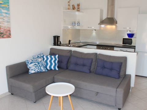 Maritim und modern eingerichtete Ferienwohnung
