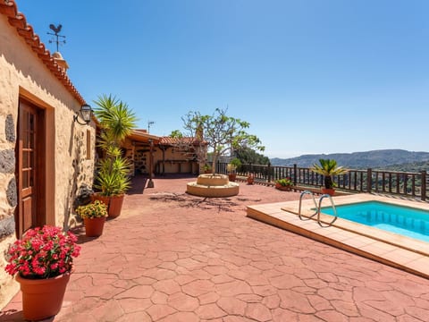 Kanarische Finca mit Pool und herrlicher Aussicht