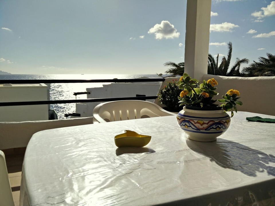 Wohnung Faro de Sardina mit Blick aufs Wasser - Sardina