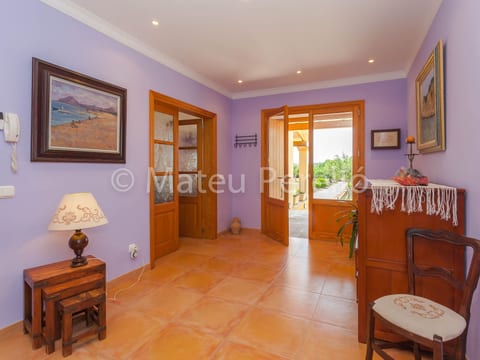 Villa mit 5 Schlafzimmern und Pool auf dem Lande