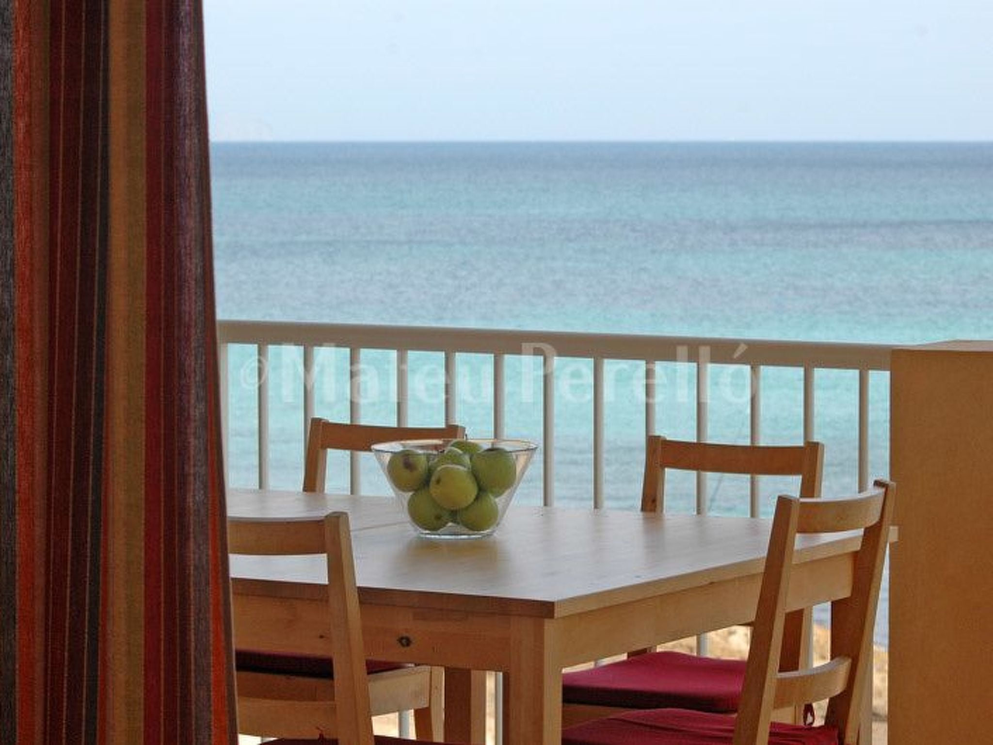 CAC-Atemberaubender Blick auf das Meer und den Strand