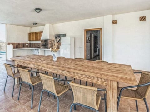 Ferienvilla mit Garten, Grill und Terrasse