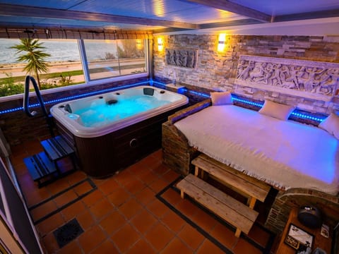 Oceanum Spa Deluxe Apartment mit Jacuzzi und Sauna